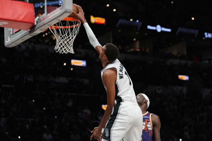 NBA彩经:湖人擒开拓者 活塞拿下尼克斯 马刺大胜国王 绿军胜篮网 NBA彩经:湖人擒开拓者 活塞拿下尼克斯 马刺大胜国王 绿军胜篮网